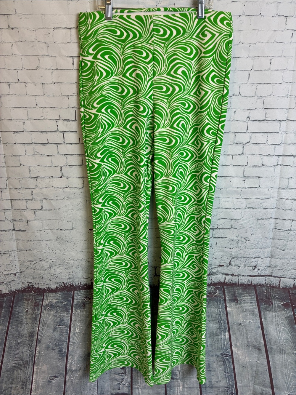 Garage Odessa Green Retro Swirl Flare Pants Size Medium Vintage-inspired 70’s - Picture 4 of 15